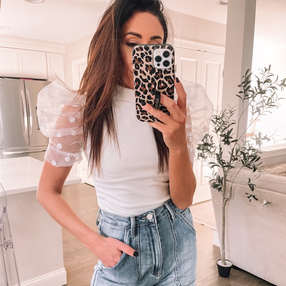 White puff sleeve bodysuit